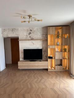 Toni - Brodarica - 3