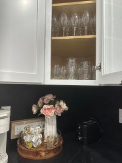 85a Charming Boston Base, 3BR, 2BA Ideal for Families - Boston - 2