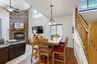 Serene Pine Retreat - Pinetop - 4