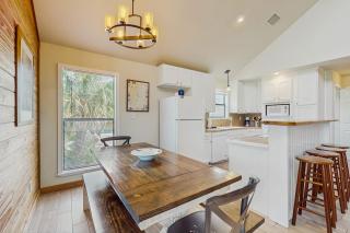 Ruff Lakehouse on Lake LBJ - Burnet - 6