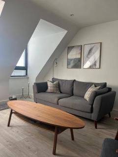 Portrush 2-Bed Apt Sleeps 4 On-street Parking - Portrush - 0