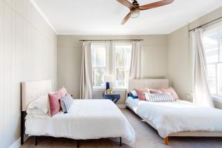 243 Rutledge B - Charleston - 1
