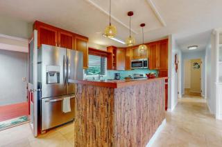 Pualani Island Getaway - Main House- 30-night minimum - Kailua-Kona - 4