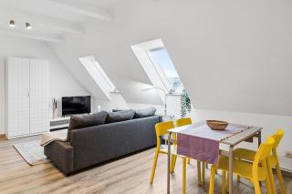 Helle Dachgeschosswohnung in Fußgängerzone - Cottbus - 1