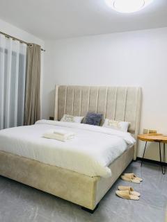 Refined 1BR With King Bd, Pool & Gym in Kileleshwa - Gatunga - 7