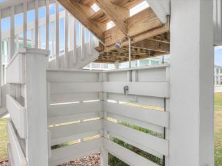 Pelican Reef OR104 - 3