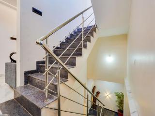 Hotel O R.S. - Dhantoli - 1
