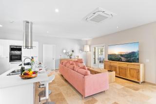 Upscale Ocean View Villa with Pool Outdoor Kitchen - Palm-Eagle Beach - 2