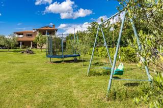 Villa Roza in Central Istria with whirlpool and playground for kids - pet friendly - Tinjan - 7