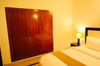 Sky Inn Guest House - 7