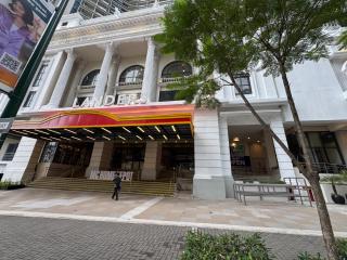 Uptown BGC Luxury 1br Suite with Fast Wifi - Manila - 9