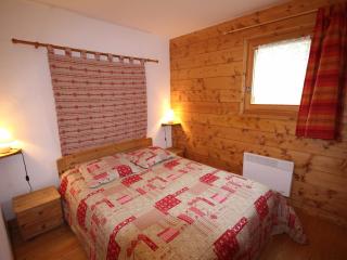 Magnifique T3 avec terrasse et garage à Villard-sur-Doron - FR-1-293-254 - Villard-sur-Doron - 3