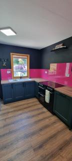 The Stargazing Lodge - Romantic Mountain Cabin - Letterbarra - 8