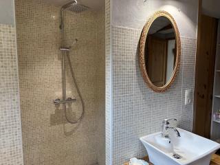 chez Marie, petit cocon avec piscine - 9