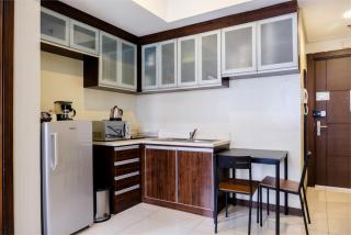 Luxury suite across SM Megamall - Manila - 8