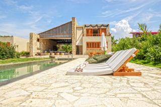 Exclusive 4BR Beach House in Tierra Bomba - Tierra Bomba - 0