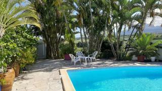 Bungalow charmant à Capesterre-Belle-Eau, 35 m², piscine - Capesterre-Belle-Eau - 0