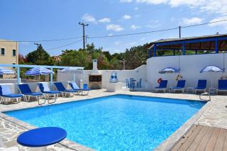 Blue Dolphin Studios and Apartment - Vagia - 3