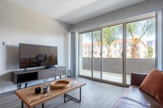 Brentwood 2BR w Outdoor Pool nr shops LAX-146 - Los Angeles - 9