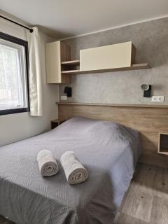 Mobil home - 4 Etoiles - 3 chambres - Vias - 6