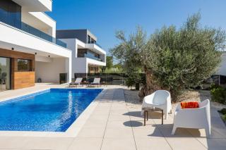 Villa Old Olive V by Vivi Rent - 2