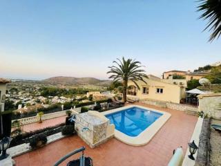 Villa Jade - Luxury Retreat - Muntanya la Sella - 3
