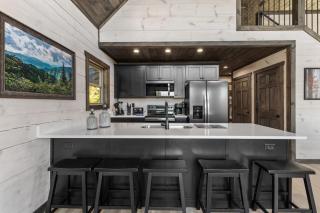 #2335 High Expectations - Sevierville - 3