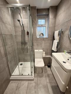 Beautiful City Centre Apartment With Garden - Cardiff - 3