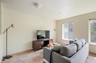Blueground Univ Dist pet area elev nr UW SEA-865 - Seattle - 8