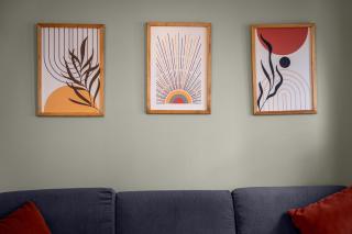 Cozy Urban 1BR Nest with Balcony Charm - 3