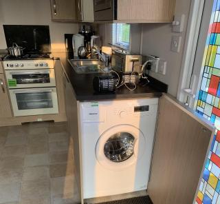 Lovely Caravan With Large Decking Near To The Norfolk Broads Ref 12109B - Lowestoft - 6