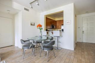 Blueground Playa Vista pool AC nr beach LAX-1353 - 5