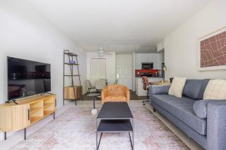 Blueground Burbank pool gym nr studios LAX-1323 - 8