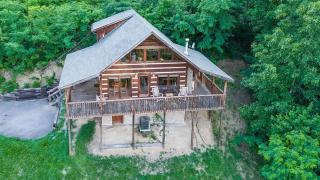 View! Private! Hot Tub,Pool Table,Fireplace,RELAX! - Sevierville - 9