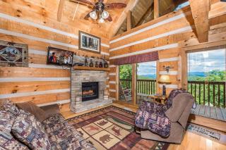View! Private! Hot Tub,Pool Table,Fireplace,RELAX! - Sevierville - 2