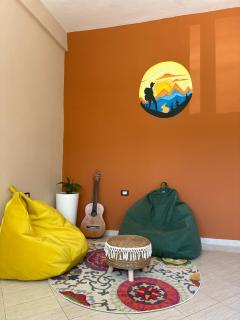 Queen-V Hostel - Valona - 0