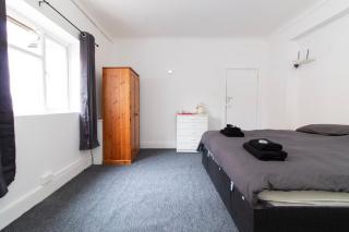 Pebbles Guest House Room 1 - Southampton - 6