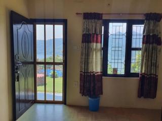 Lakshmi Homestay - - 8