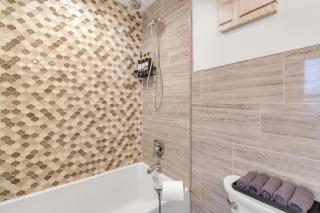 The Grand River Retreat heated pool - 7