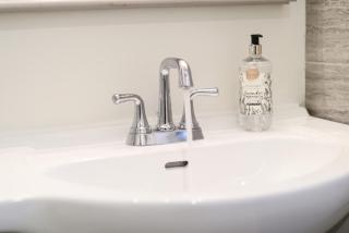 The Grand River Retreat heated pool - 4