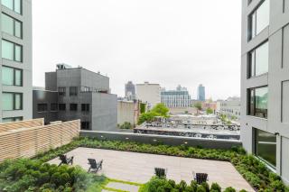 Blueground Gowanus rooftop pool nr Prospect Park NYC-1846 - 4