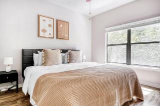 Blueground Downtown gym walk to 6th st bars ATX-101 - 3