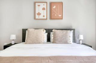 Blueground Downtown gym walk to 6th st bars ATX-101 - 2