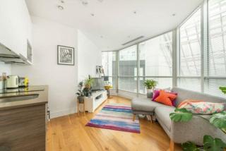 Modern Studio flat in Hounslow Near Heathrow - 5