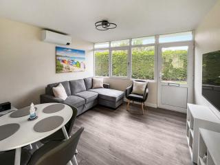 Melodys Beach Lodge - Skegness - 8