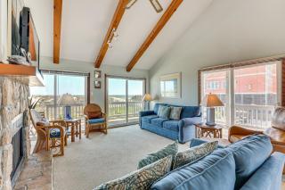 Deck and View Oceanfront Oasis in Oak Island! - Oak Island - 0