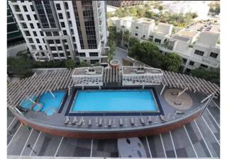 Centrally Located in Business Bay - Huge 1 Bedroom Hall in Executive Towers - 9