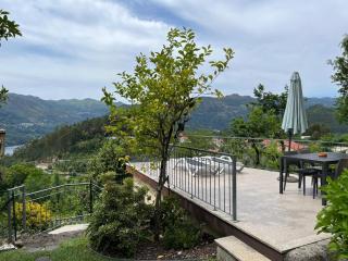 Casa de Casarelhos - Terraço - Vistas rio e serra - Geres - 9
