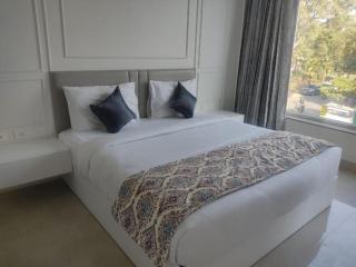 Mumbai House Express - 4