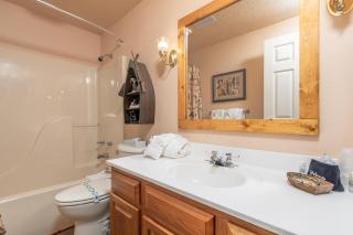 2BR Village At Indian Point 803 near SDC-Free Tickets Daily (up to $500 Value) - Branson - 4